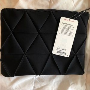 NWT sold out lululemon essential pouch quilt bag